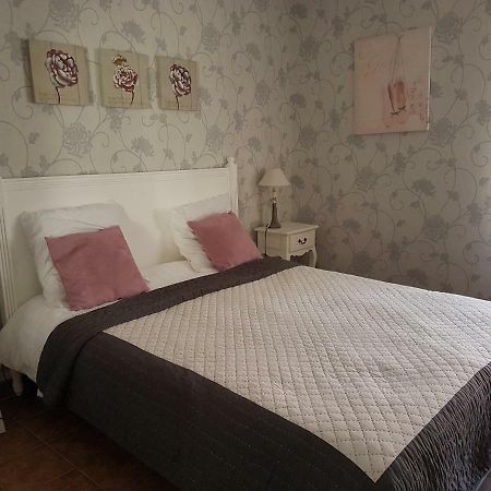 Bed and Breakfast Les Imperiales Boursault Exteriér fotografie